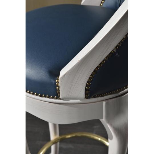 klasszikus barszek moshato folttaszito kek mubor forgathato villa kastely berendezes  elegans luxus feher dio arany diszites kek barsony karpitozott karpitos butor lameridiana lakberendezes.jpg